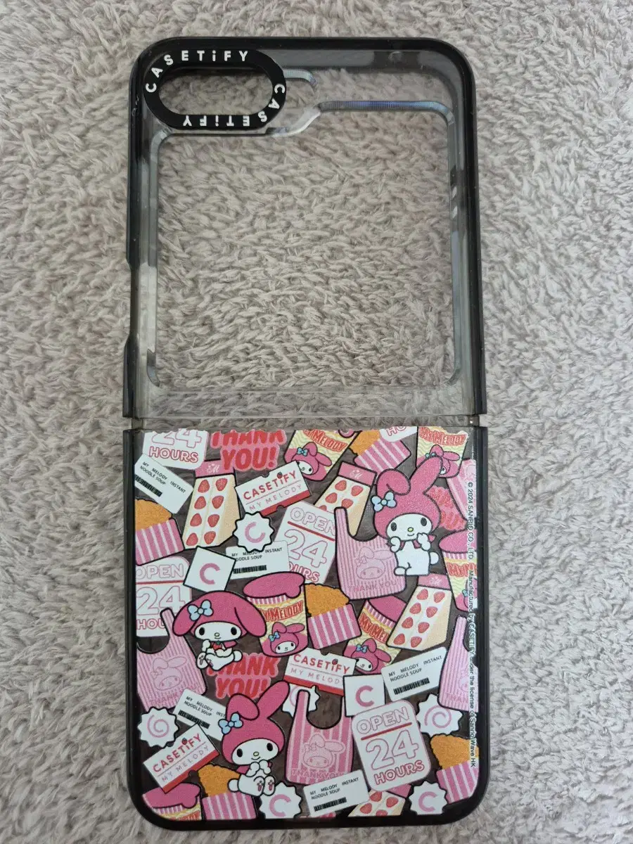 Casetify z flip5 케이스 판매합니다.